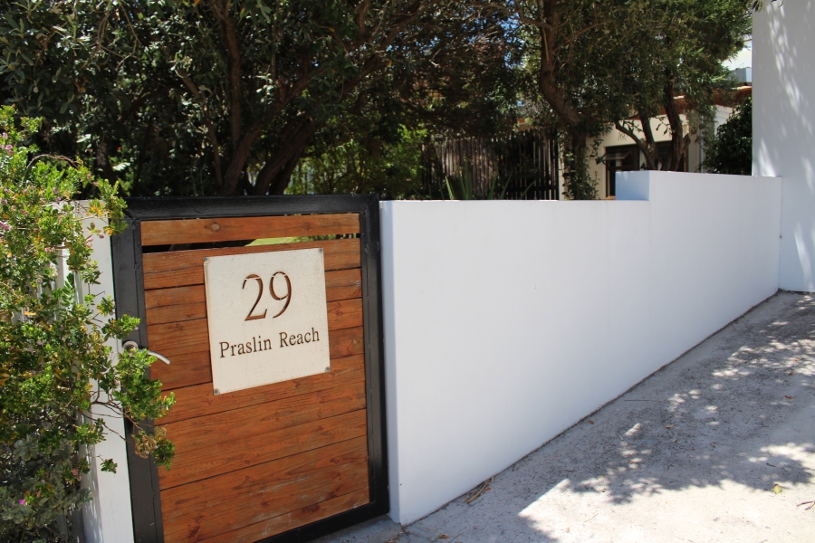 5 Bedroom Property for Sale in Canals Eastern Cape